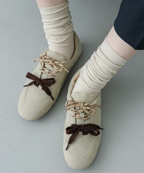 SENSE OF PLACE by URBAN RESEARCH / センスオブプレイス バイ アーバンリサーチ スニーカー | ツインコードフラットスニーカー（ベージュ）