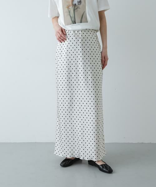 SENSE OF PLACE by URBAN RESEARCH / センスオブプレイス バイ アーバンリサーチ スカート | サテンアイラインスカート（ホワイト系その他）