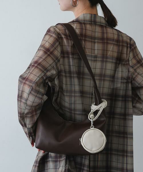 SENSE OF PLACE by URBAN RESEARCH / センスオブプレイス バイ アーバンリサーチ ハンドバッグ | ラウンドポーチツキバッグ（ブラウン）