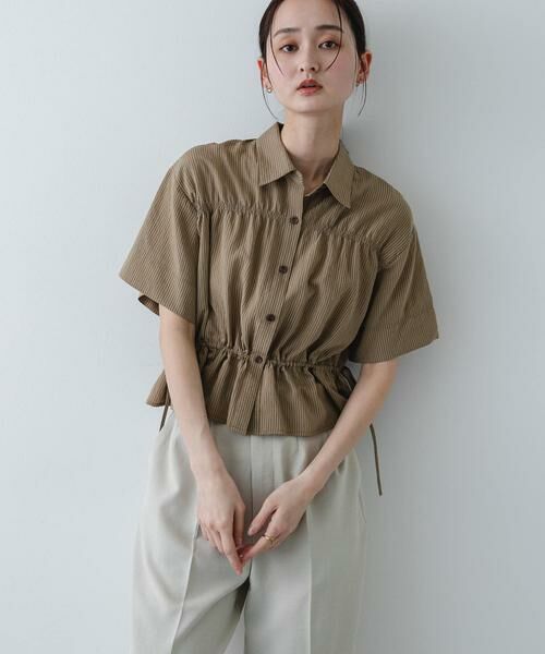 SENSE OF PLACE by URBAN RESEARCH / センスオブプレイス バイ アーバンリサーチ シャツ・ブラウス | クロップドペプラムシャーリングシャツ（ベージュ系その他）