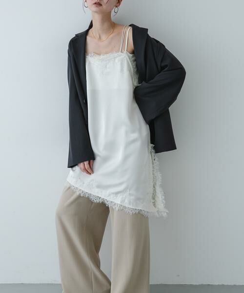 SENSE OF PLACE by URBAN RESEARCH / センスオブプレイス バイ アーバンリサーチ キャミソール・チューブトップ | サテンレースアシメキャミソール（アイボリー）