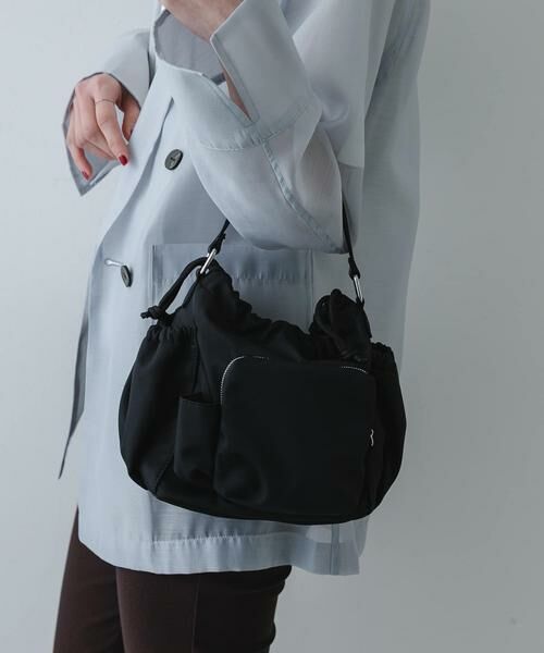 SENSE OF PLACE by URBAN RESEARCH / センスオブプレイス バイ アーバンリサーチ ハンドバッグ | 『撥水』ポケットデザインナイロンバッグ（ブラック）