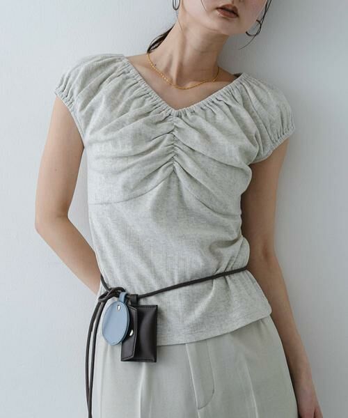 SENSE OF PLACE by URBAN RESEARCH / センスオブプレイス バイ アーバンリサーチ Tシャツ | ギャザーネックカットトップ（オートミール）