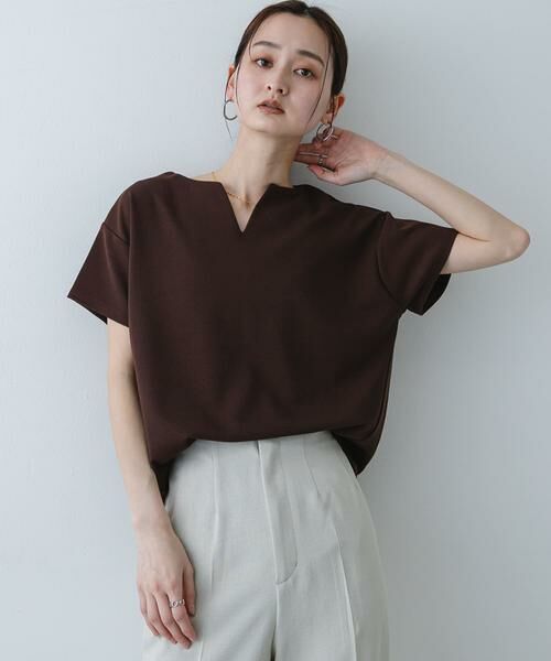 SENSE OF PLACE by URBAN RESEARCH / センスオブプレイス バイ アーバンリサーチ Tシャツ | キーネックミラノリブTシャツ（ブラウン）