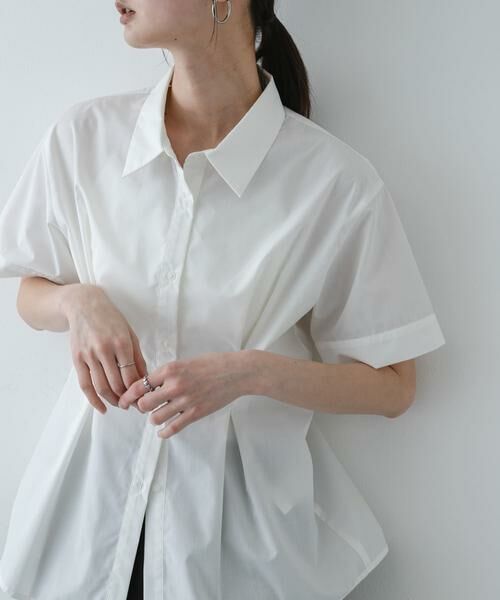 SENSE OF PLACE by URBAN RESEARCH / センスオブプレイス バイ アーバンリサーチ シャツ・ブラウス | 『イージーケア』ウエストタックハーフスリーブシャツ（オフホワイト）