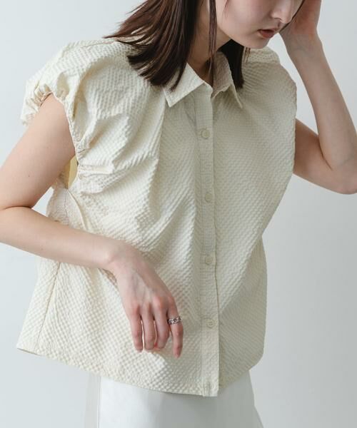 SENSE OF PLACE by URBAN RESEARCH / センスオブプレイス バイ アーバンリサーチ シャツ・ブラウス | シアーサッカーバルーンスリーブシャツ（オフホワイト）