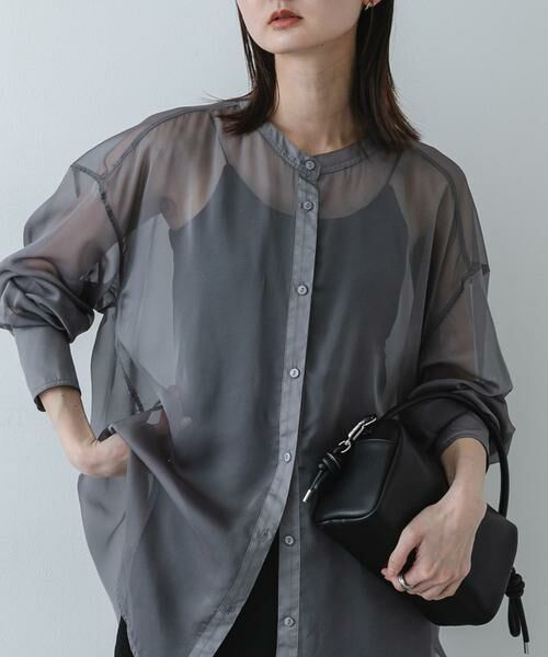 SENSE OF PLACE by URBAN RESEARCH / センスオブプレイス バイ アーバンリサーチ シャツ・ブラウス | バンドカラーシャンブレーシアーシャツ（チャコールグレー）