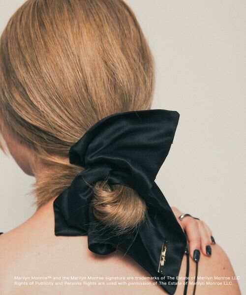 SENSE OF PLACE by URBAN RESEARCH / センスオブプレイス バイ アーバンリサーチ ヘアゴム・シュシュ | 『別注』MARILYNMONROE×SENSE OF PLACE　プレートサテンシュシュ | 詳細5