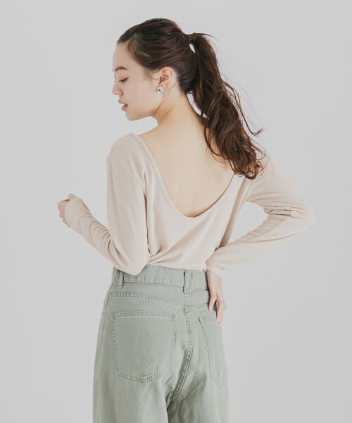 ＊＊SENSE OF PLACE by URBAN RESEARCH / センスオブプレイス バイ アーバンリサーチ Tシャツ | バックオープンコンパクトトップ（GREIGE）