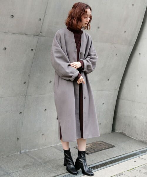 美品＊アーバンリサーチドアーズ　グレー＊ウール　ノーカラーロングコート URBAN RESEARCH DOORS（アーバンリサーチドアーズ）の「ウール