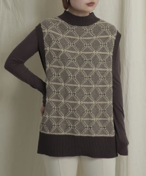 ＊＊SENSE OF PLACE by URBAN RESEARCH / センスオブプレイス バイ アーバンリサーチ ベスト | バックオープンジャガードベスト（BRN×BEG）