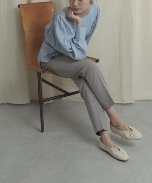 ＊＊SENSE OF PLACE by URBAN RESEARCH / センスオブプレイス バイ アーバンリサーチ バレエシューズ | ナローストラップギャザーフラットシューズ（IVORY）