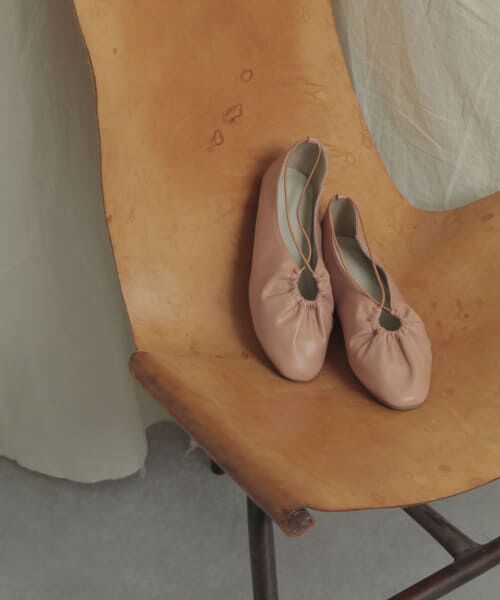 ＊＊SENSE OF PLACE by URBAN RESEARCH / センスオブプレイス バイ アーバンリサーチ バレエシューズ | ナローストラップギャザーフラットシューズ（L.PINK）
