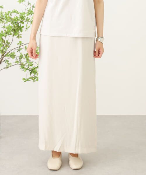 ＊＊SENSE OF PLACE by URBAN RESEARCH / センスオブプレイス バイ アーバンリサーチ スカート | サテンストレートナロースカート（IVORY）