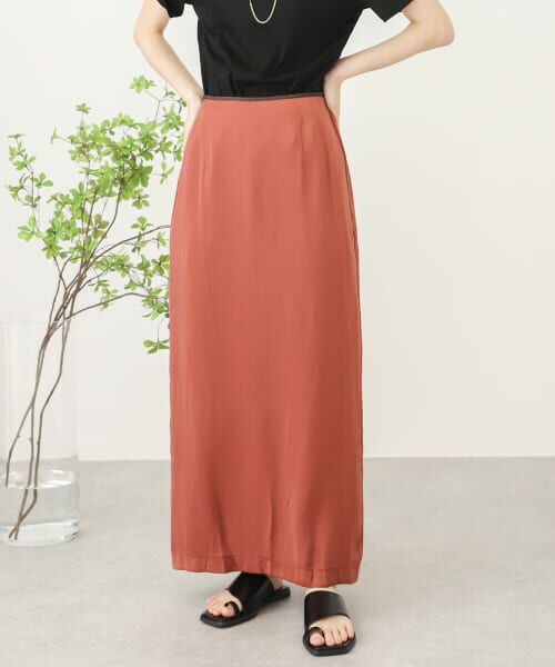 ＊＊SENSE OF PLACE by URBAN RESEARCH / センスオブプレイス バイ アーバンリサーチ スカート | サテンストレートナロースカート（RED）
