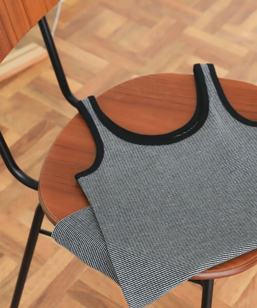 【新品未使用】LINKABLE　リンカブル　ネオンボーダートップス HOKA ONE ONEからスピードとクッション性を追求した新作『RINCON