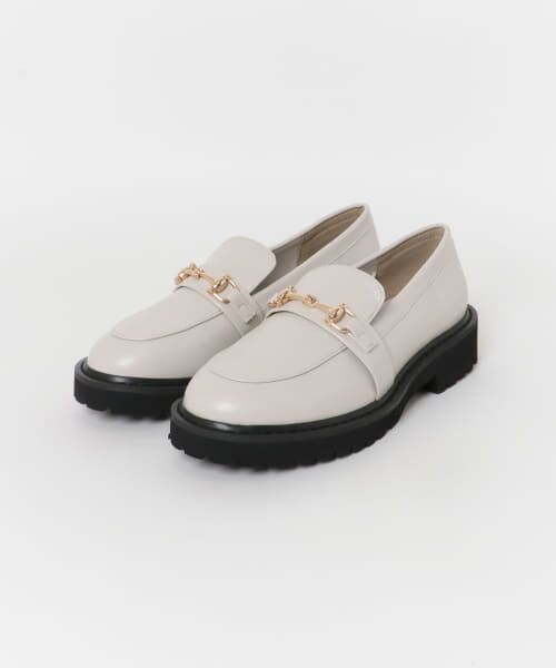 COMMON PROJECTS アイボリー ローファー　フラットシューズ RODE SKO ローファー プラットフォームローファー レディース