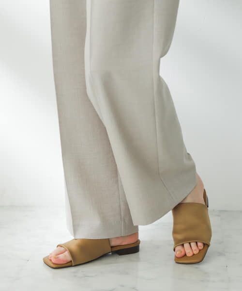 ＊＊SENSE OF PLACE by URBAN RESEARCH / センスオブプレイス バイ アーバンリサーチ サンダル | サテンストレッチミュール（BEIGE）
