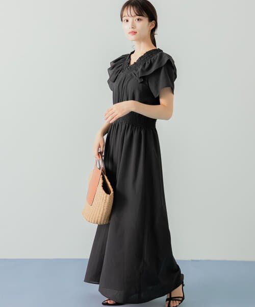 ＊＊SENSE OF PLACE by URBAN RESEARCH / センスオブプレイス バイ アーバンリサーチ ワンピース | 2WAYシャーリングフリルワンピース（BLACK）