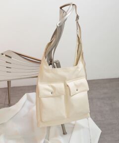 フェイクレザーダブルポケットショルダー