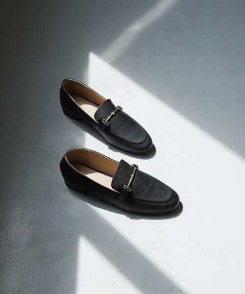 ＊＊SENSE OF PLACE by URBAN RESEARCH / センスオブプレイス バイ アーバンリサーチ フラットシューズ | フェイクレザービットローファー（BLACK）