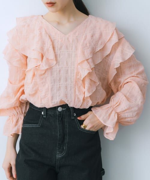＊＊SENSE OF PLACE by URBAN RESEARCH / センスオブプレイス バイ アーバンリサーチ シャツ・ブラウス | チュニックフリルブラウス（APRICOT）