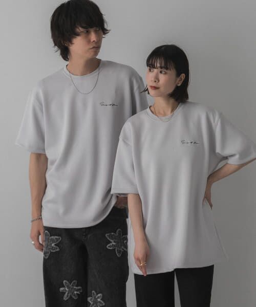 ＊＊SENSE OF PLACE by URBAN RESEARCH / センスオブプレイス バイ アーバンリサーチ Tシャツ | 『一部WEB限定カラー』『ユニセックス』シシュウダンボールポンチショートスリーブTシャツ（L.GRAY）