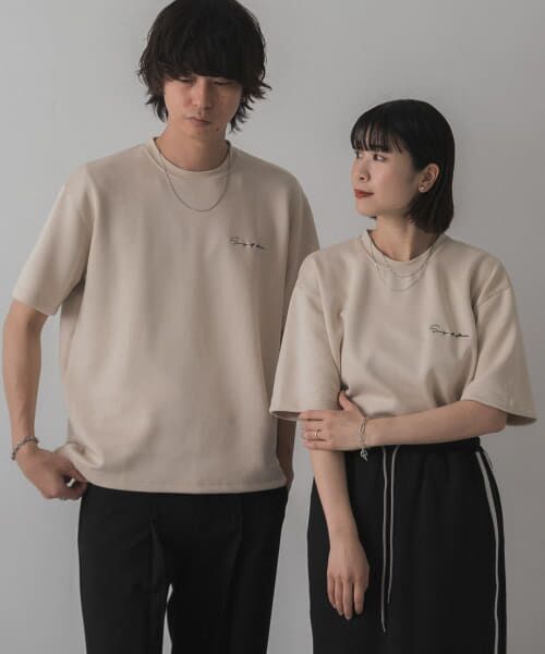 ＊＊SENSE OF PLACE by URBAN RESEARCH / センスオブプレイス バイ アーバンリサーチ Tシャツ | 『一部WEB限定カラー』『ユニセックス』シシュウダンボールポンチショートスリーブTシャツ（GREIGE）