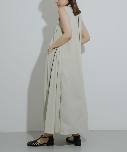 ＊＊SENSE OF PLACE by URBAN RESEARCH / センスオブプレイス バイ アーバンリサーチ ワンピース | Uiscel　4WAYストレッチノースリーブテントワンピース（BEIGE）