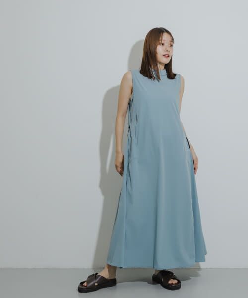 セール】 Uiscel 4WAYストレッチノースリーブテントワンピース