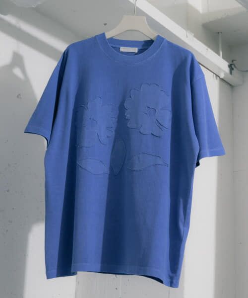 ＊＊SENSE OF PLACE by URBAN RESEARCH / センスオブプレイス バイ アーバンリサーチ Tシャツ | 『ユニセックス』フェードポップアートフラワーTシャツ(5分袖)（ROYAL BLUE）