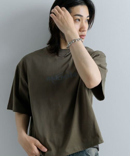 ＊＊SENSE OF PLACE by URBAN RESEARCH / センスオブプレイス バイ アーバンリサーチ Tシャツ | ロゴグラフィックボクシーTシャツ(5分袖)（KHAKI）