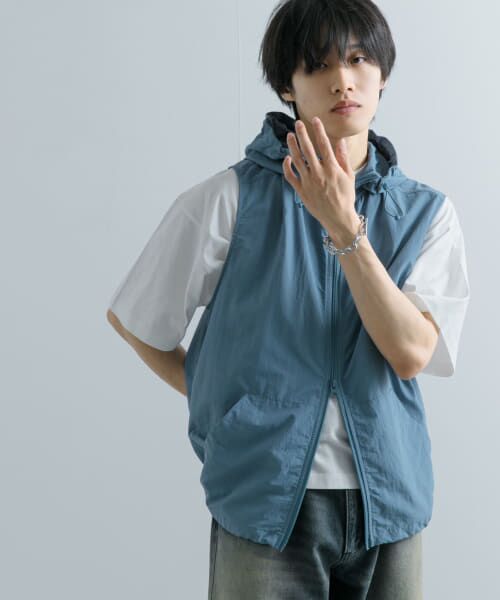 ＊＊SENSE OF PLACE by URBAN RESEARCH / センスオブプレイス バイ アーバンリサーチ その他アウター | 『セットアップ対応』ナイロンフーデッドトラックベスト（L.BLUE）