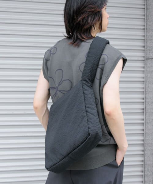 ＊＊SENSE OF PLACE by URBAN RESEARCH / センスオブプレイス バイ アーバンリサーチ ショルダーバッグ | パデッドビッグショルダーB（BLACK）