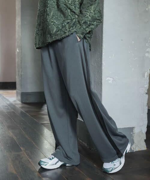 ＊＊SENSE OF PLACE by URBAN RESEARCH / センスオブプレイス バイ アーバンリサーチ その他パンツ | ジャージラインワイドパンツ（GRY×BLK）