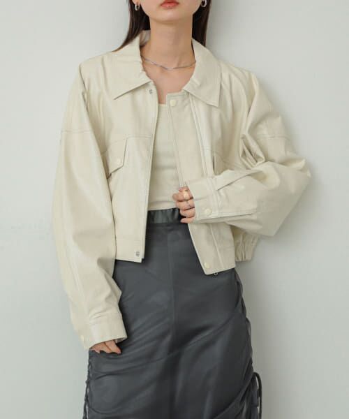 ＊＊SENSE OF PLACE by URBAN RESEARCH / センスオブプレイス バイ アーバンリサーチ ブルゾン | クロップドレザーライクブルゾン（IVORY）