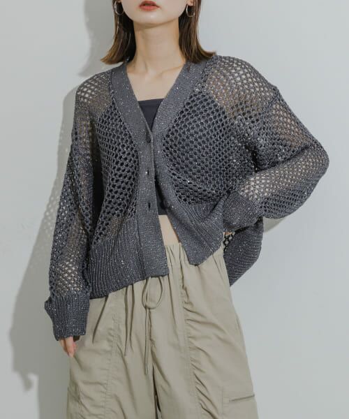 ＊＊SENSE OF PLACE by URBAN RESEARCH / センスオブプレイス バイ アーバンリサーチ カーディガン・ボレロ | スパンコールメッシュカーディガン（CHARCOAL）