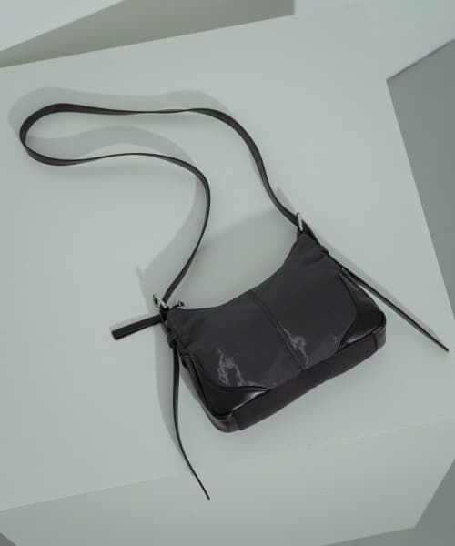 ＊＊SENSE OF PLACE by URBAN RESEARCH / センスオブプレイス バイ アーバンリサーチ ショルダーバッグ | ダブルアジャストナイロンショルダー（CHARCOAL）