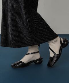 ワイドスクエアシューズ