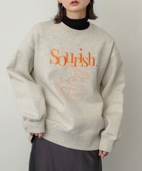 ＊＊SENSE OF PLACE by URBAN RESEARCH / センスオブプレイス バイ アーバンリサーチ スウェット | シシュウグラフィックルーズスウェット（GRAPHIC-B）
