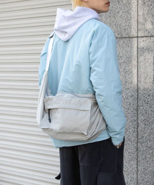 セール】 ナイロンボディバッグ （ショルダーバッグ