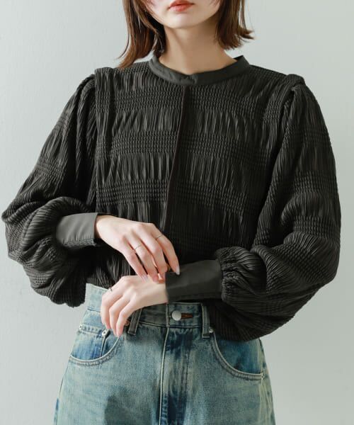 ＊＊SENSE OF PLACE by URBAN RESEARCH / センスオブプレイス バイ アーバンリサーチ シャツ・ブラウス | ショルダータックシャーリングトップ（CHARCOAL）