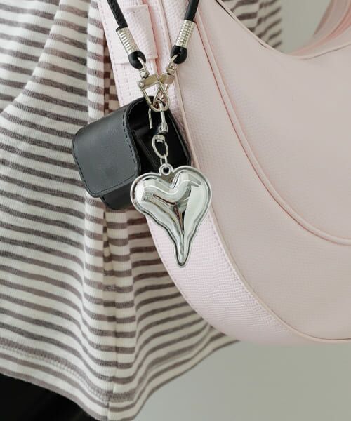 ＊＊SENSE OF PLACE by URBAN RESEARCH / センスオブプレイス バイ アーバンリサーチ キーホルダー・ストラップ | 『WEB/一部店舗限定』ハートチャーム（SILVER）