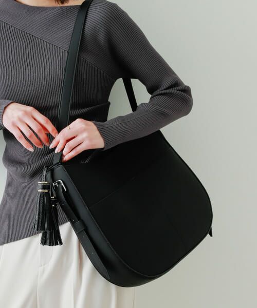 セール】 『WEB/一部店舗限定』タッセルチャーム （チャーム