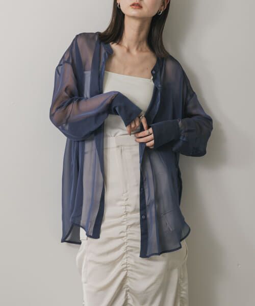 ＊＊SENSE OF PLACE by URBAN RESEARCH / センスオブプレイス バイ アーバンリサーチ シャツ・ブラウス | バンドカラーシャンブレーシアーシャツ（NAVY）