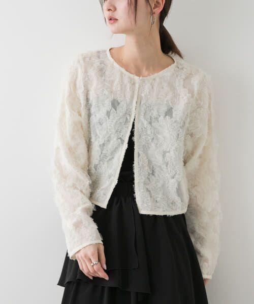 【新品】 hitomi ジャガードブラウス ホワイトS hiichan 新品】 hitomi ジャガードブラウス ホワイトS hiichan