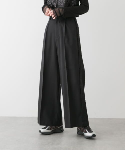 ＊＊SENSE OF PLACE by URBAN RESEARCH / センスオブプレイス バイ アーバンリサーチ その他パンツ | サイドフリルタックスラックス（BLACK）