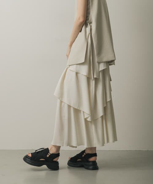＊＊SENSE OF PLACE by URBAN RESEARCH / センスオブプレイス バイ アーバンリサーチ スカート | アシメティアードスカート（IVORY）