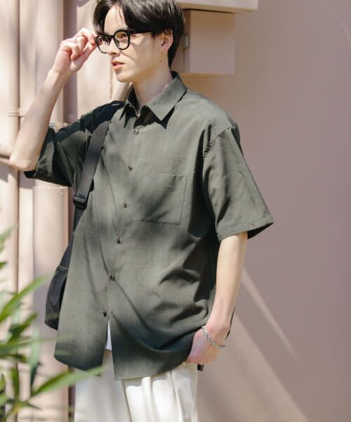＊＊SENSE OF PLACE by URBAN RESEARCH / センスオブプレイス バイ アーバンリサーチ シャツ・ブラウス | 『速乾』クイックドライレギュラーカラーショートスリーブシャツ（KHAKI）