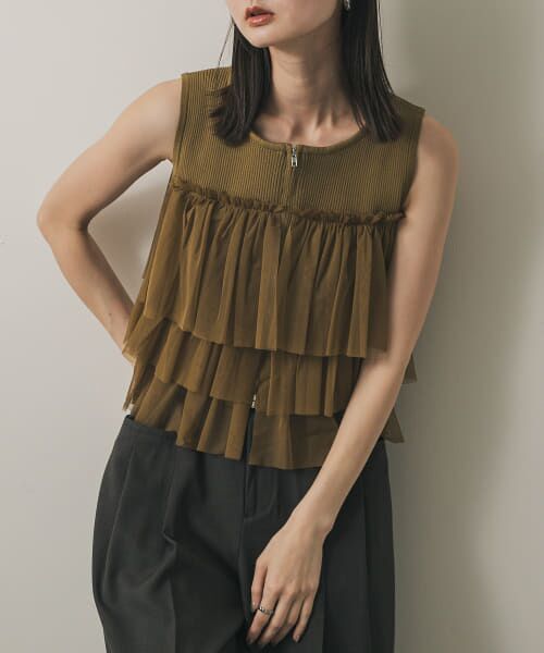 ＊＊SENSE OF PLACE by URBAN RESEARCH / センスオブプレイス バイ アーバンリサーチ ニット・セーター | ダブルジップフリルニットトップ（CAMEL）